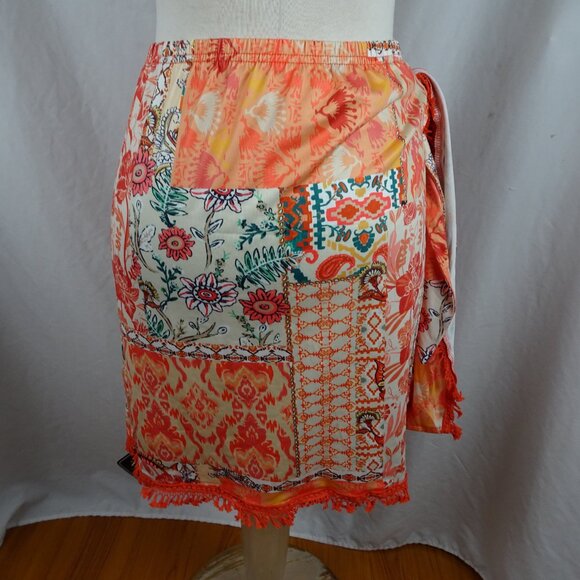 Zaful Forever Young Skirt Size 8-10 - Picture 3 of 8